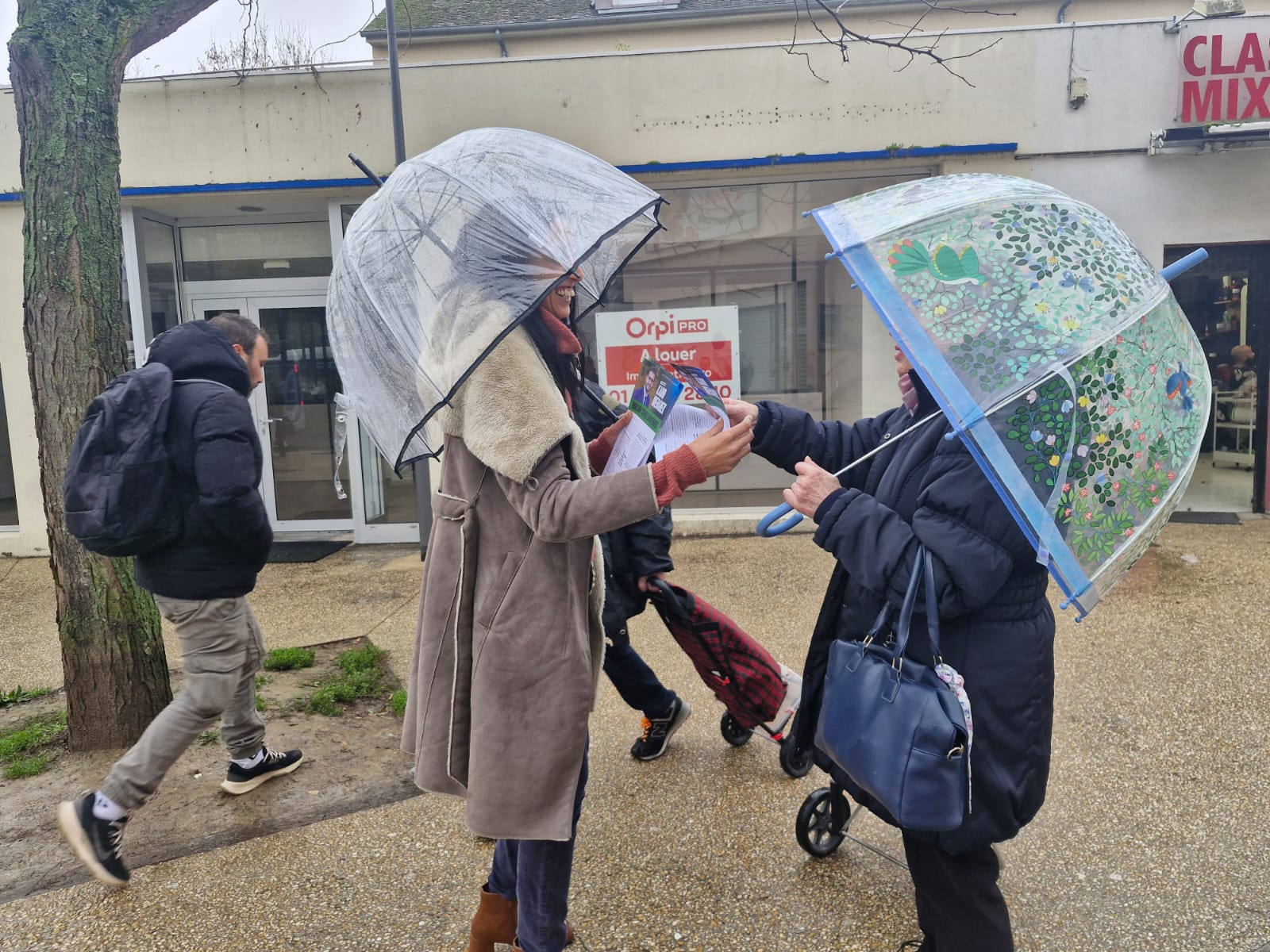 2025-11-29_Entrée en campagne - tractage_24