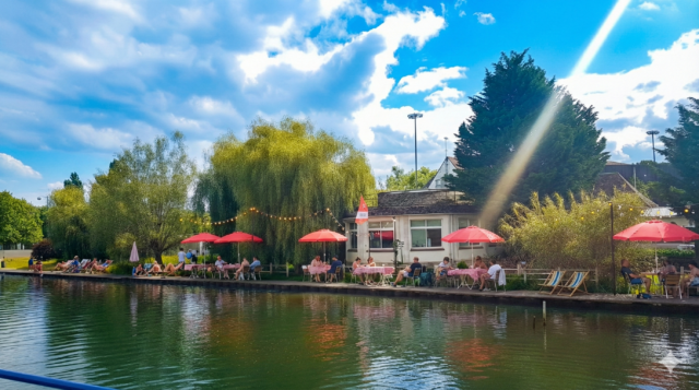 BORDS DE SEINE - Réouverture de La Plage Ambiance Guinguette