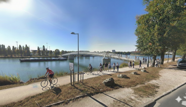 BORDS DE SEINE - passerelle piétonne