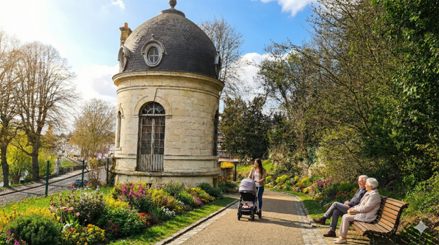 PARC FAUSSIGNY LUCINGE - Aménagement paysagé avec vue dégagée sur la Seine